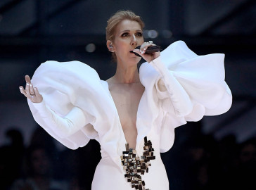 Celine Dion canta tema de "Titanic" en los Billboard 2017