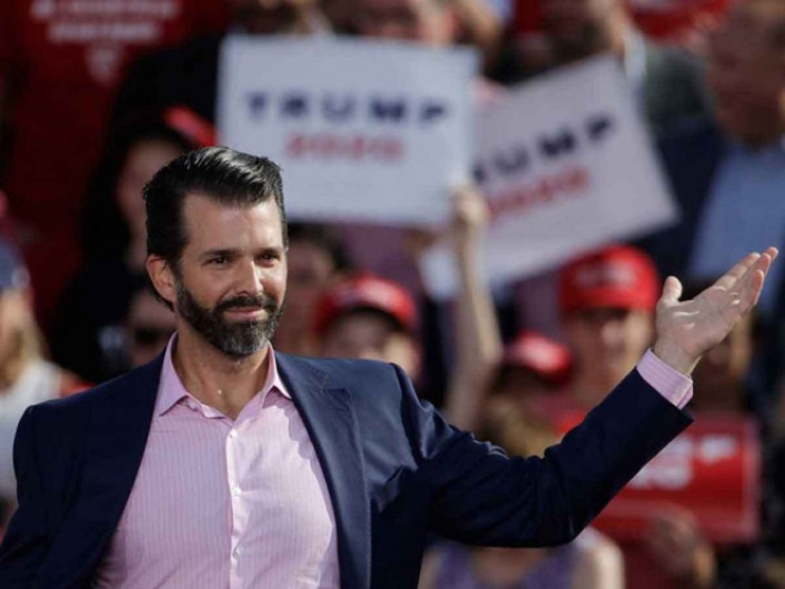 Activistas en contra de Donald Trump Jr por matar a oveja en peligro de extinción