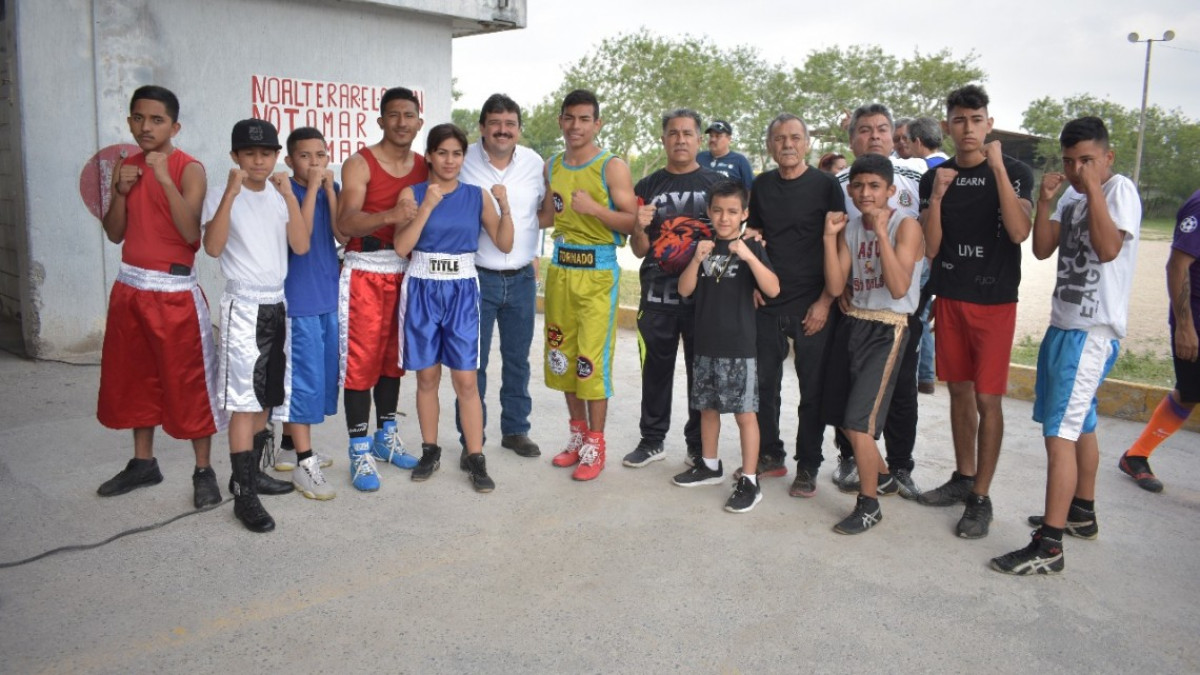 Invita Presidente Municipal a hacer equipo entre ciudadanía y Gobierno.