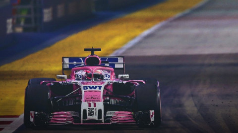 Lewis Hamilton conquista el GP de Singapur, Checo Pérez termina en la posición dieciséis 