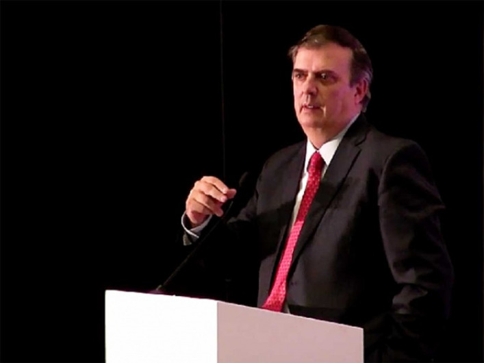 Renuncia de Martínez no representa un mensaje negativo: Ebrard