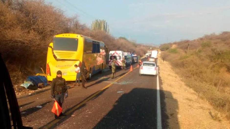 Deja nueve muertos accidente carretero en Puebla