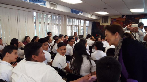 DIF Matamoros lleva programa “#AmorNoDolor a secundarias