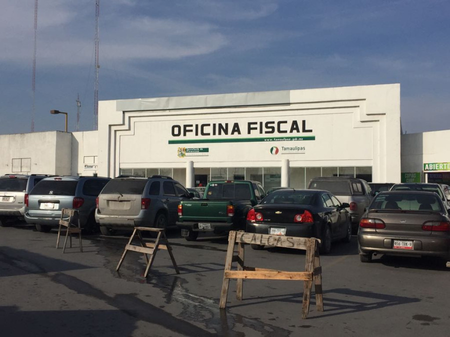 Retraso en licitaciones deja sin material para licencias