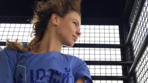 "Nos matarán si Tailandia nos entrega a Rusia" Modelo asegura tener información de elecciones de EU