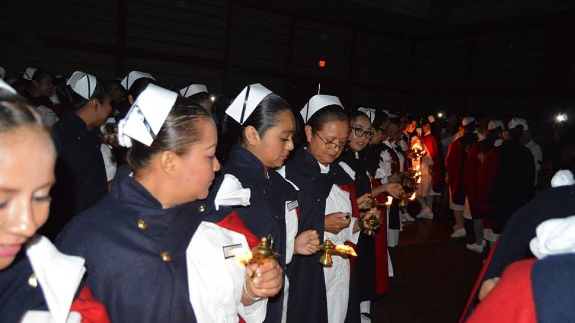 Maki felicita a graduados de escuela de Enfermería Dr. José Ángel Cadena y Cadena