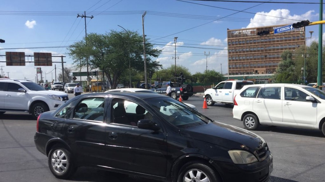 Lanzan artefacto explosivo contra hotel que hospeda a PF y PE