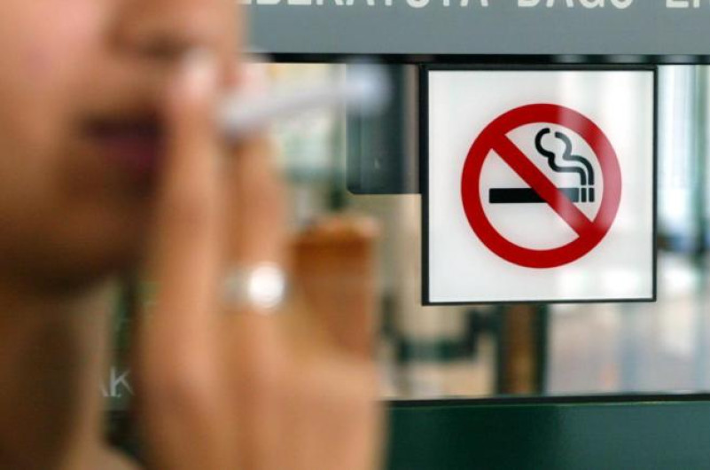 Nueva Zelanda va por "una generación libre de tabaco"; aumentará progresivamente la edad legal para comprar cigarrillos