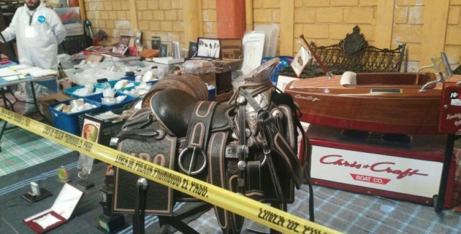 Aseguran bodega con bienes de Javier Duarte