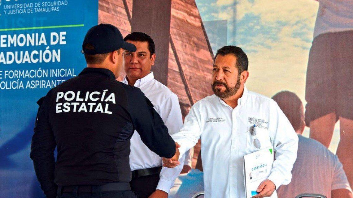 Entrega USJT 124 nuevos policías 