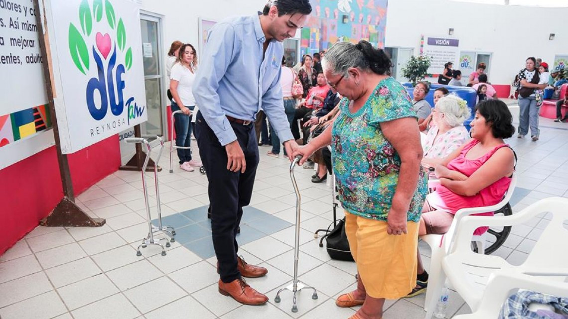 DIF Reynosa y Tamaulipas entregan aparatos funcionales