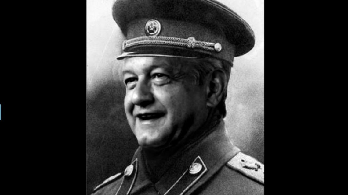 Los memes a “Andrés Manuelovich”