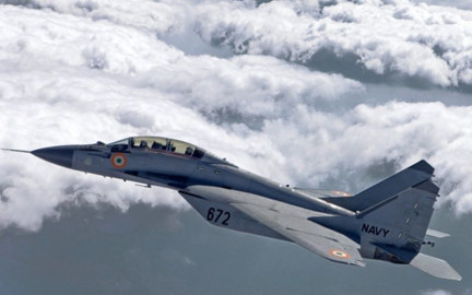 Un avión de combate Mig-29 se estrella en la India 