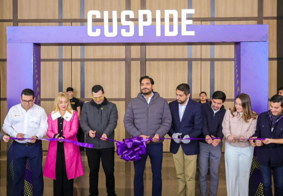 Inaugura Alcalde Cúspide 2025