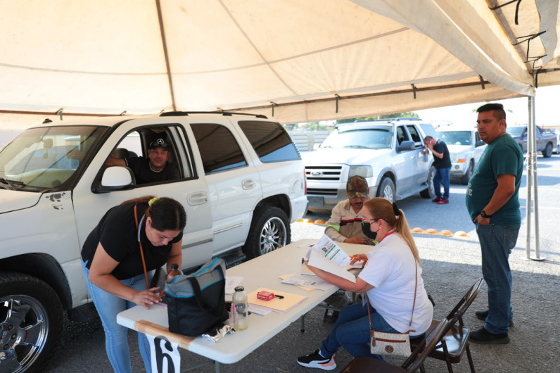 Gestiones de Carmen Lilia agilizan regularización de vehículos extranjeros 
