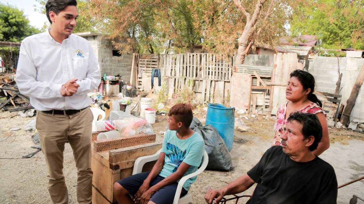 Lleva DIF apoyo a familia 