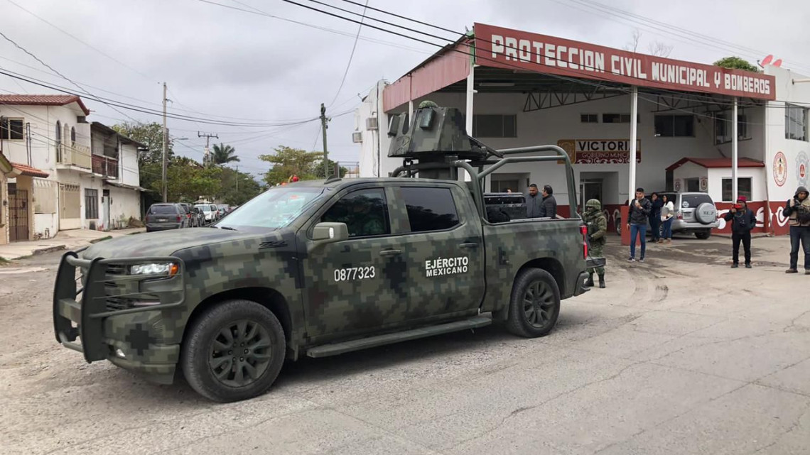 Encuentran presunto artefacto explosivo en calles de Victoria