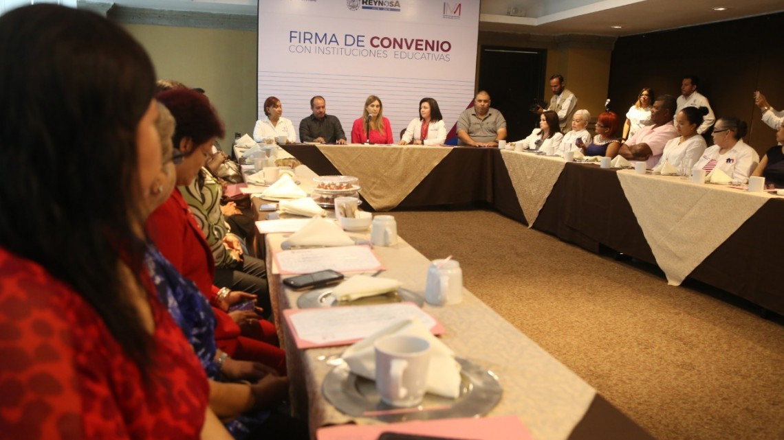 Municipio e Instituciones Educativas firman convenio