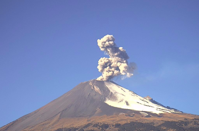 Volcán Popocatépetl presenta actividad este miércoles