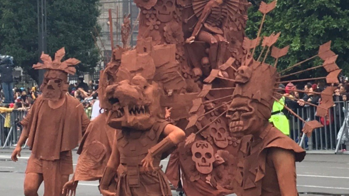 La CDMX se llena de color y tradición con el desfile del Día de Muertos