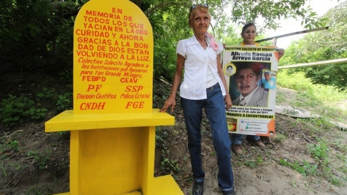 Terminan trabajos en la fosa clandestina más grande del país, Colinas de Santa Fe