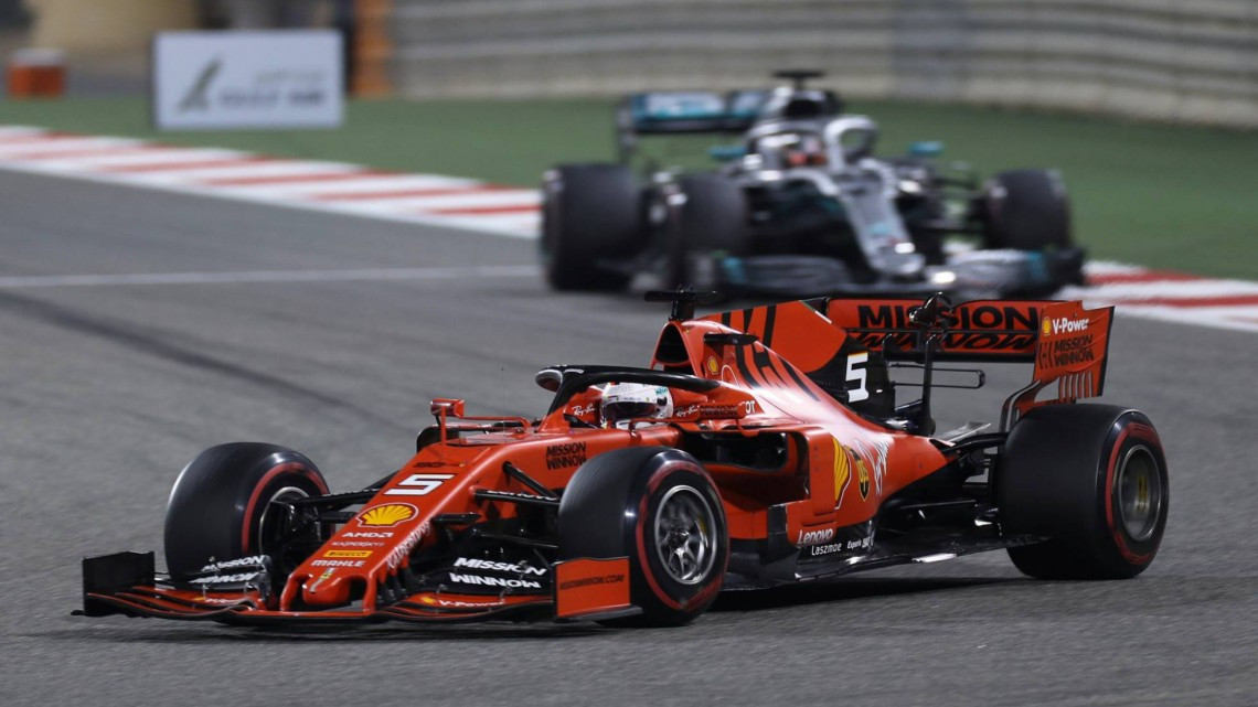 Lewis Hamilton  se lleva el GP de Australia; Checo Pérez termina en la décima posición