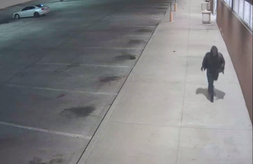 Comparten vídeo del asaltante que disparó a mujer embarazada