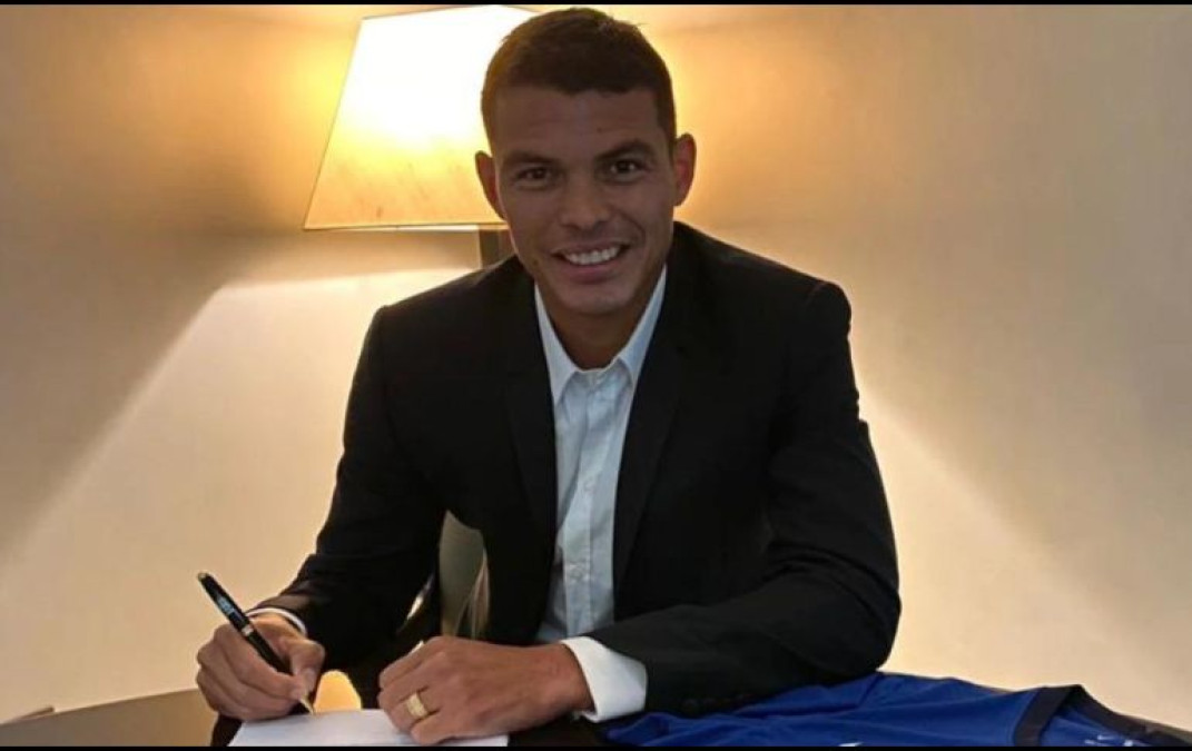 Thiago Silva firma con el Chelsea por un año
