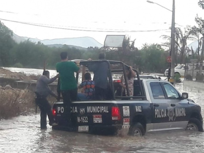 2 lesionados tras tromba en Saltillo