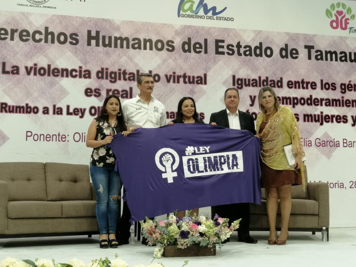 Se realiza conferencia contra la violencia digital 