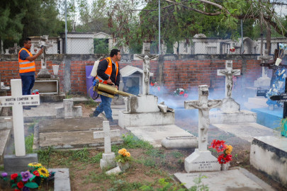 Supervisó Alcalde Carlos Peña Ortiz panteon municipal 