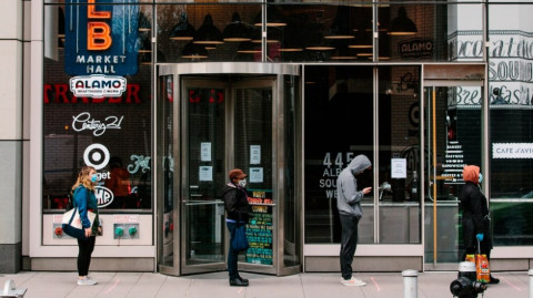 Anuncia NY plan multimillonario contra covid-19