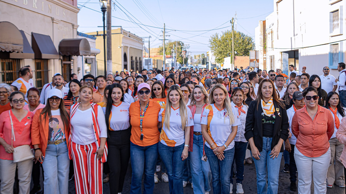 DIF realiza marcha “Caminando” Juntos’ contra violencia de género