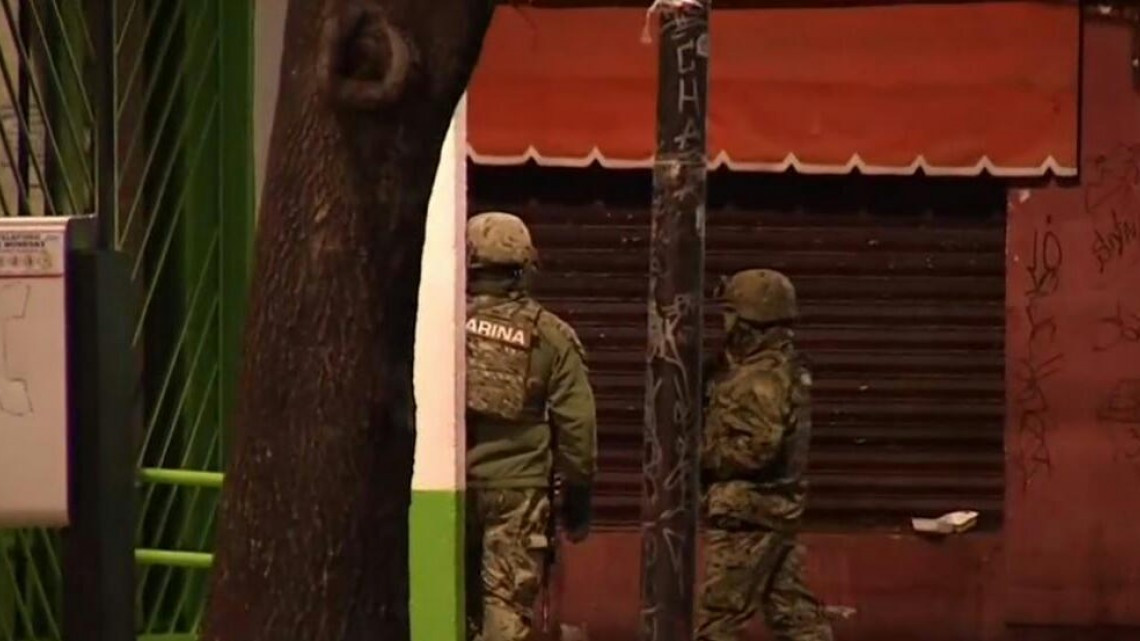 Marina ejecuta fuerte operativo en Tepito