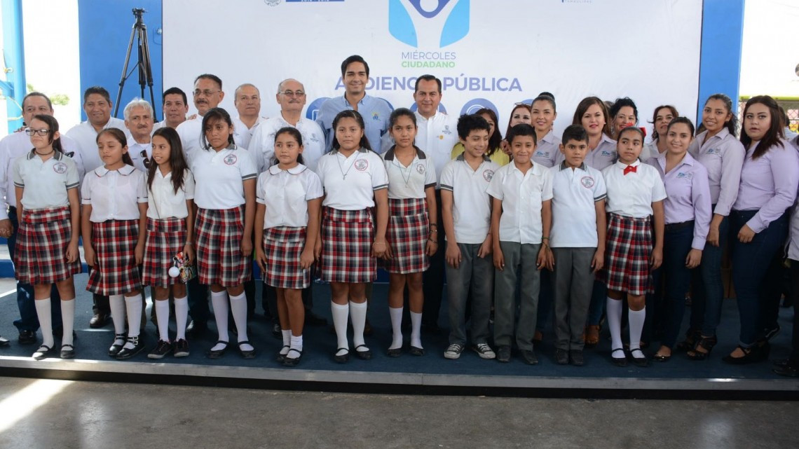 Agradecen en San Valentín obras de Maki Ortiz