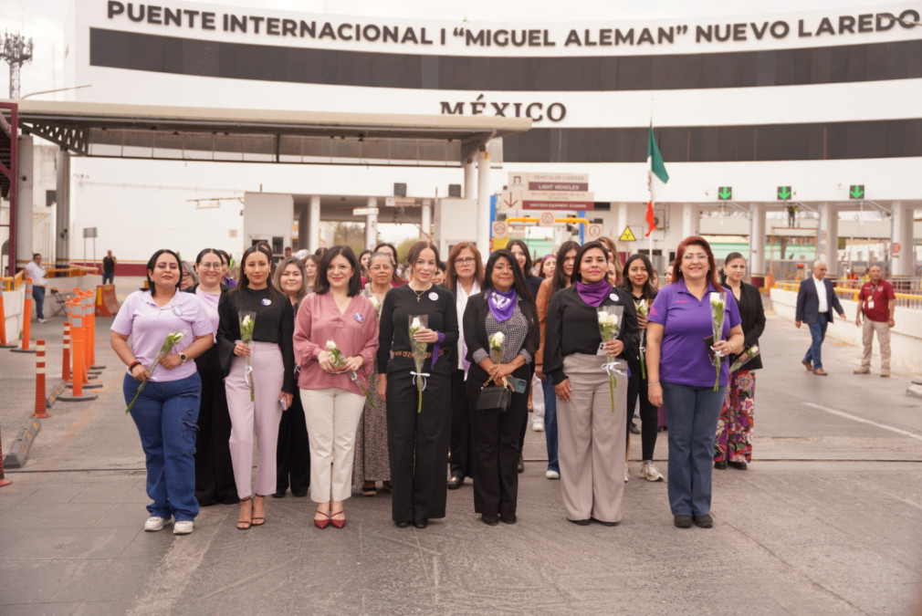 Mujeres de Nuevo Laredo y Laredo, Texas marchan unidas en el marco del 8 de marzo