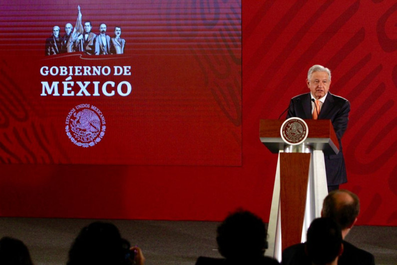 Tenencia, gasolina, GN, esto y más en conferencia de AMLO