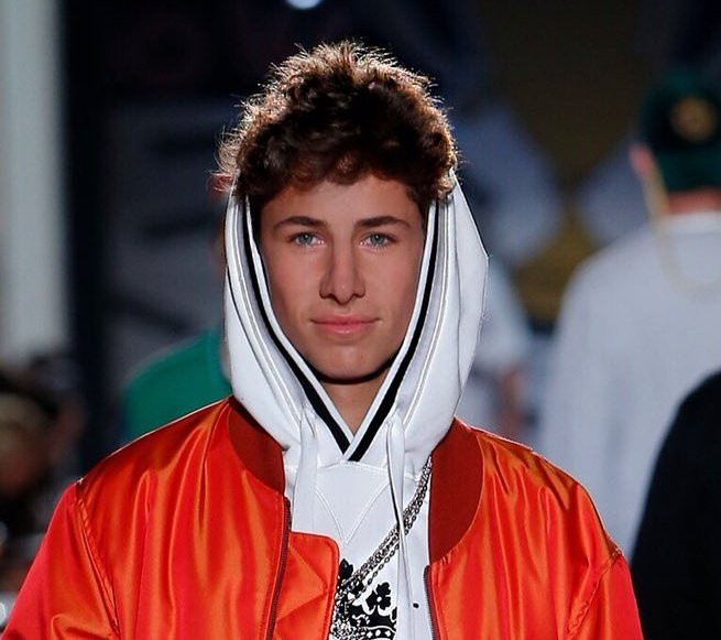 JuanPa amó subirse a la pasarela