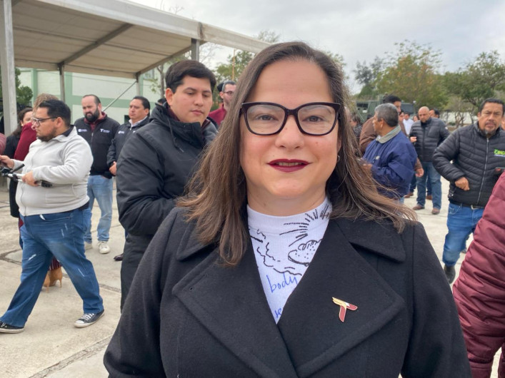 Aún hay espacios en las escuelas, pide la SET acudan a inscribirse 