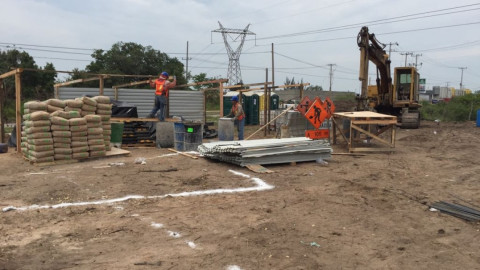 Empleo y derrama económica genera inicio de construcción de centro comercial