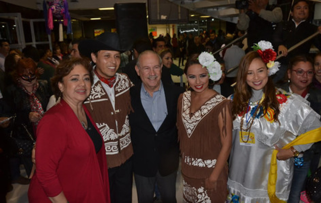  A través de las fiestas mexicanas resaltarán valores culturales