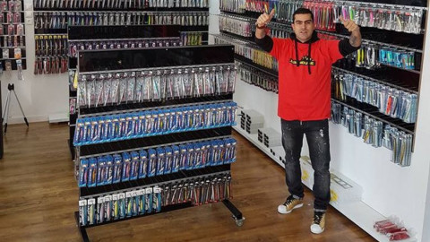 Nery Castillo deja el futbol por la pesca 