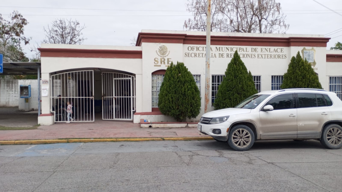 La oficina enlace de la SRE llama a la ciudadanía a evitar fraudes en la emisión de pasaportes