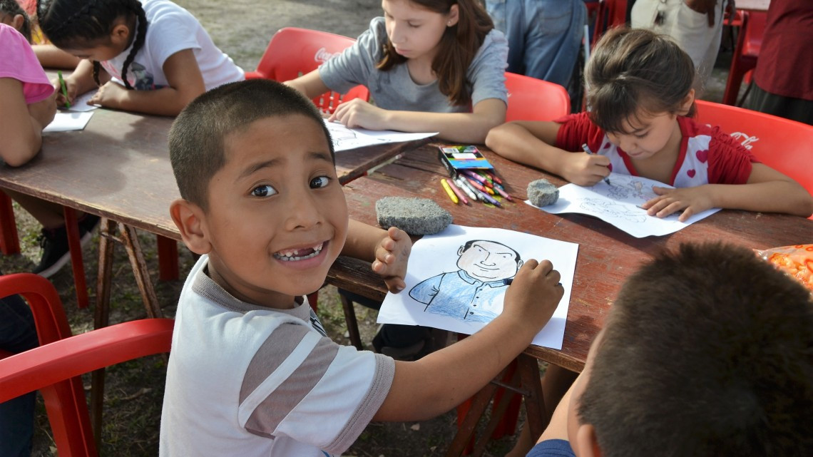 Con brigadas Asistenciales mantiene Carlos García cercanía con los matamorenses