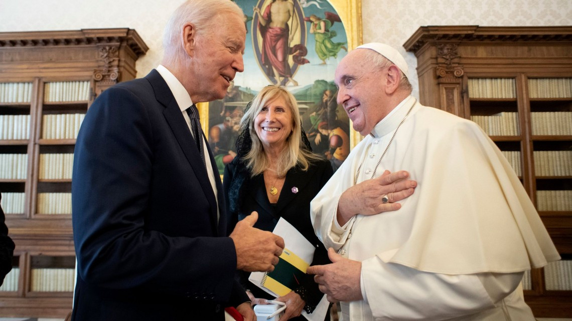 Joe Biden se reúne con el Papa Francisco en el Vaticano