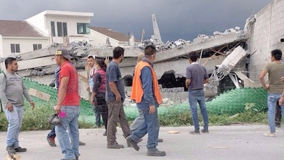 Al menos 3 muertos y 10 atrapados tras derrumbe de obra en Monterrey