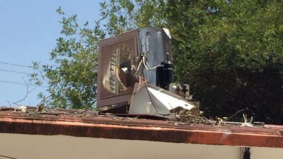 Roban cobre en escuelas previó al arranque escolar