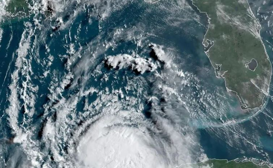 ‘Laura’ se convierte en huracán; en alerta costas de Luisiana y Texas 