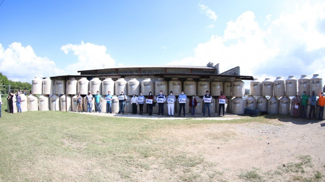 Gobierno del Estado y CMT benefician a familias victorenses