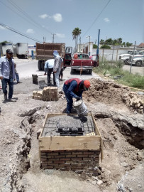 Se benefician vecinos de Granjas Económicas con trabajos de mantenimiento de COMAPA